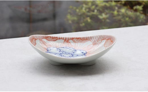 【まるふくオリジナル】有田焼 染錦花弁紋楕円皿２枚セッ