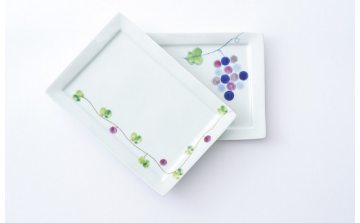 有田焼 長角トレイ オリーブ（朱）と彩りぶどうの2枚セッ