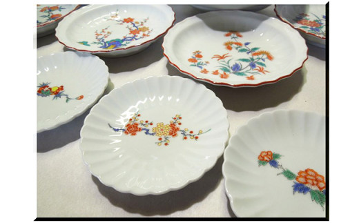 有田焼 白磁に赤絵が映えるうつわセット（浅鉢/銘々皿/小