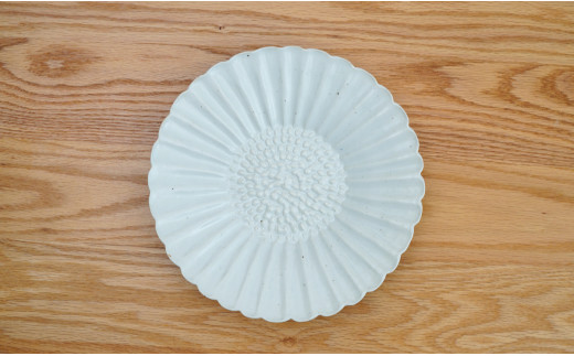 有田焼 乃利陶窯 李白鎬彫 菊割８寸プレート皿／大幸陶苑 A