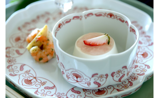 有田焼 其泉 ゆいからくさ 四つ葉形 ボウル 花浅葱 紅赤 ペ