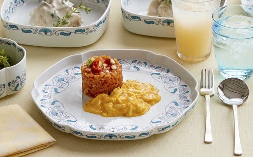 有田焼 其泉 プレート 24.5cm 花浅葱 紅赤 ペア【賞美堂本店