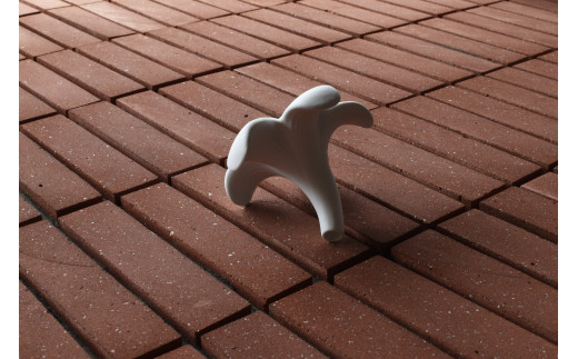 1616/ S&B Bloom Flower Vase White 有田焼 花瓶 一輪挿し フラワーベ