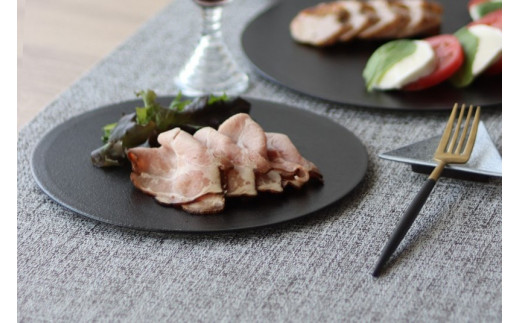 有田焼 フラットプレート 21cm Black and white 2枚組【山忠】食