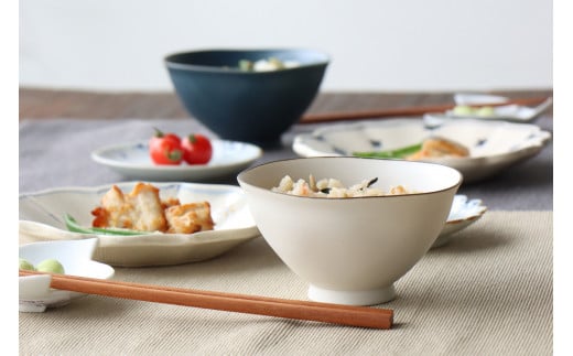 有田焼 ペア茶碗セット ルリマット&ミスト錆 ご飯茶碗【山