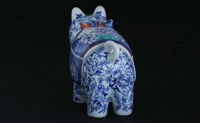 有田焼 禁裡御用（宮内庁）窯元 辻精磁社 染錦 未草文 犬筥