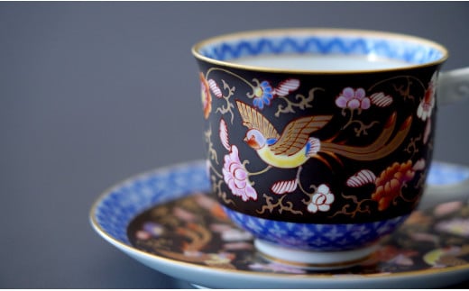 有田焼 渕地黒絵花鳥紋・コーヒー碗皿【香蘭社】食器 うつ