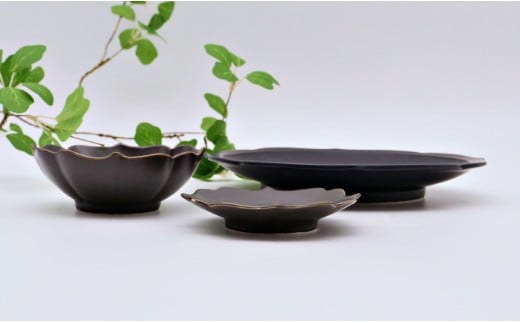 有田焼 黒マット 桔梗渕 3点 セット【深海三龍堂】食器 器 