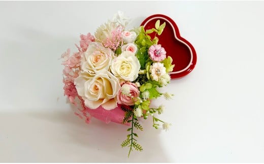 有田焼 ハート型蓋付き花器 レッド【フラワースポット ベ