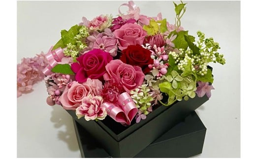 プリザーブドBOXフラワー 有田焼チャーム付き 【フラワース