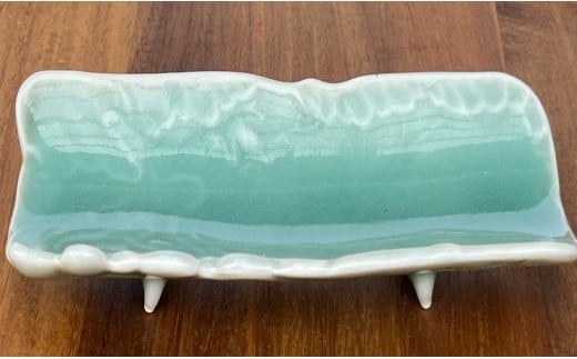 有田焼 青磁睡蓮彫 茶則 四足長皿 2枚 セット【有田焼 花伝