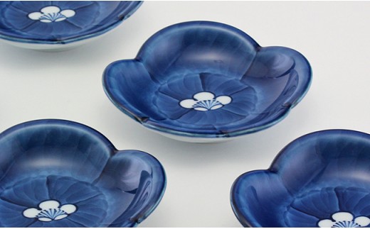 源右衛門窯 染濃梅見込 梅型 銘々皿 食器 小皿 皿 有田焼 A65