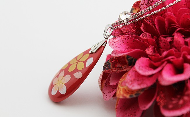 有田焼桜吹雪ペンダント（小・チェーン）有田焼アクセサ