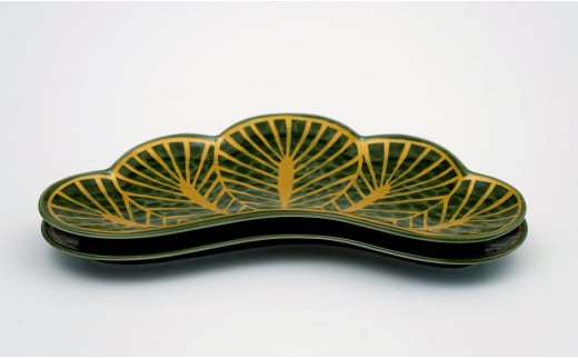 緑松型変形皿（2pieces）【深海三龍堂】 有田焼 食器 おしゃ
