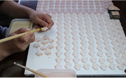 Elsa 帯留 有田焼 cocosara 和装小物 着物小物 おしゃれ おびど