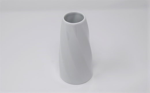 有田焼 博泉窯 白磁面取一輪差 中村慎 作 A22-96