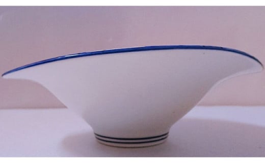 有田焼 あじさい柄のフリーボウル 九州特産品販売 A18-175