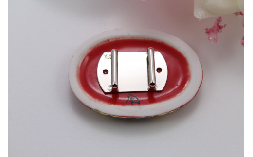 帯留め 流星レッド楕円型 有田焼アクセサリー二宮閑山 A18-2