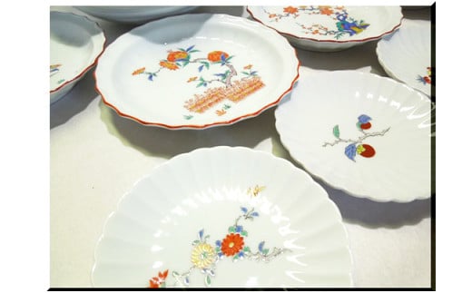 有田焼 白磁に赤絵が映えるうつわセット（浅鉢/銘々皿/小