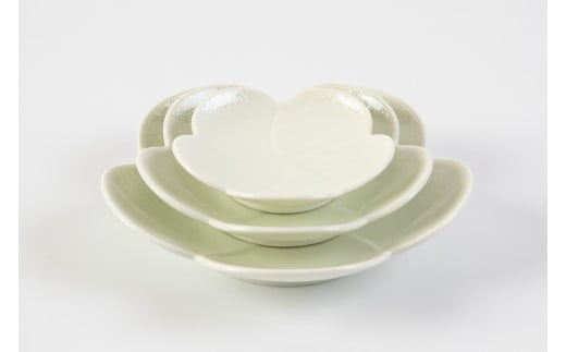 有田焼【其泉】紅白梅形皿 大中小 6枚 セット【賞美堂本店