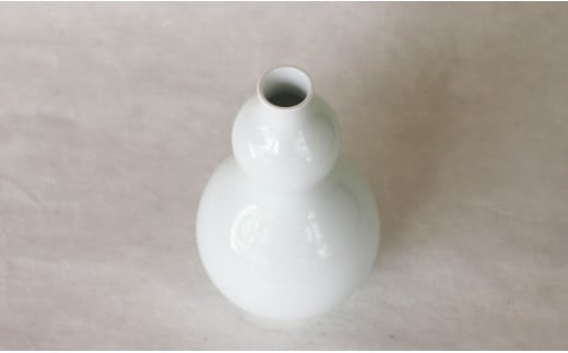 現代の名工 矢鋪與左衛門作 白磁 瓢箪(ひょうたん)型花入れ