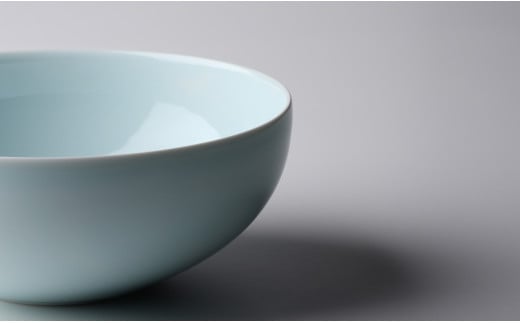 有田焼 青磁ボウル【佳秀窯 西山正作 】伝統工芸 ろくろ 陶