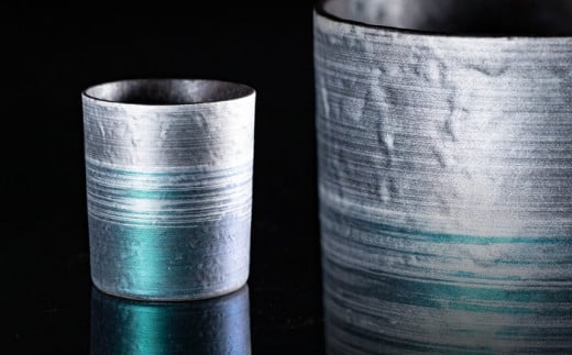 【NYが認めた逸品】有田焼 麟 Lin プレミアムオンザロック 