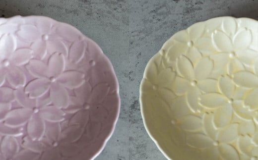 【日常に和の優雅さを】有田焼 mint. 桜彫り 12.7cm 深小皿 5枚