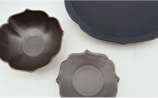 有田焼 黒マット 桔梗渕 3点 セット【深海三龍堂】食器 器 
