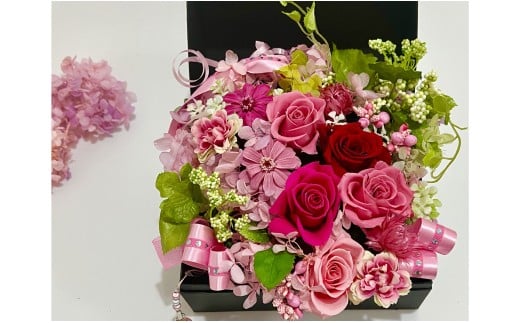 プリザーブドBOXフラワー 有田焼チャーム付き 【フラワース