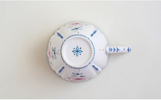 花束と蝶のカップ＆ソーサー (A) 1セット 【矢田 久美子】手