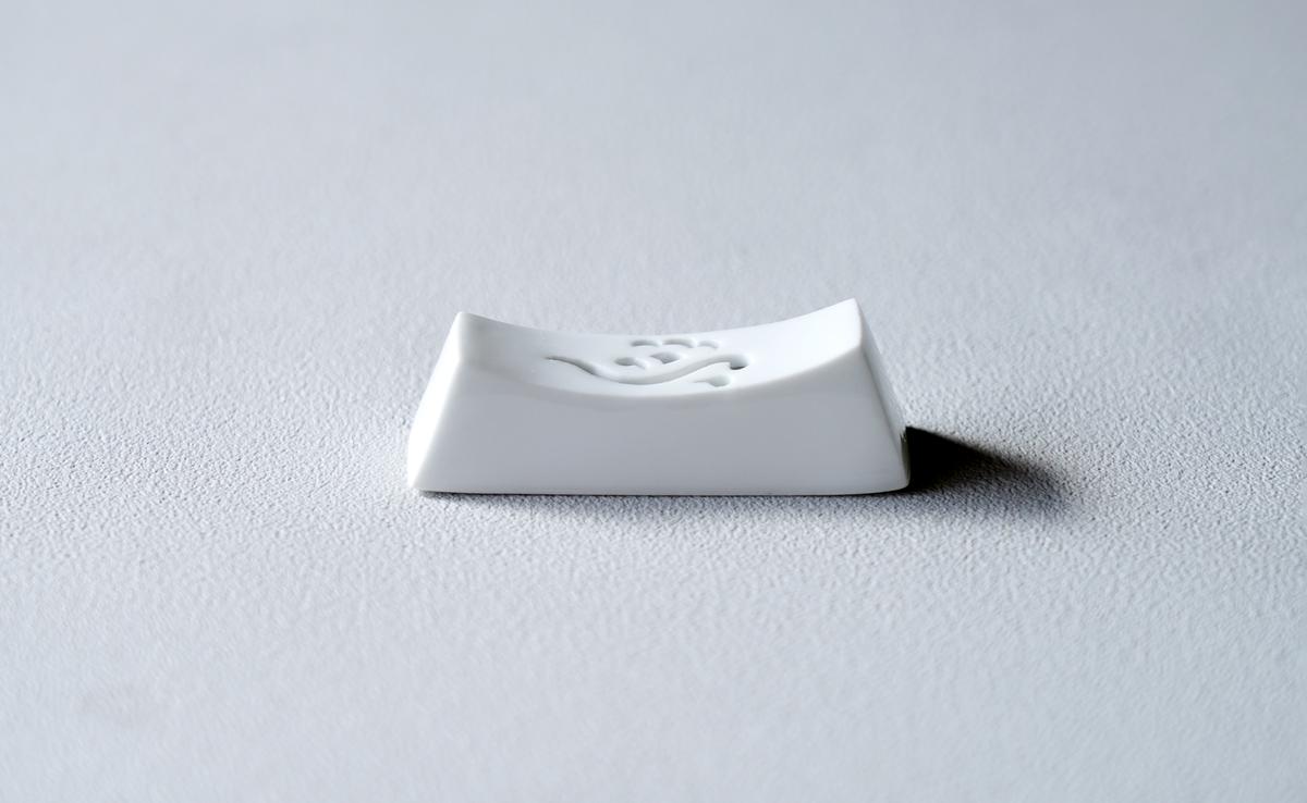 有田焼 雲絵 透かし彫り箸置き 1組 (2個入) 起山窯 A12-193