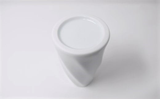 有田焼 博泉窯 白磁面取一輪差 中村慎 作 A22-96