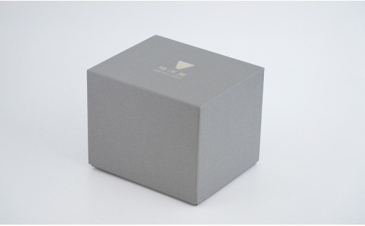 【食と暮らし、心も彩る日々の器】有田焼 面取飯碗 市松紋