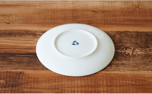 菊の馨 15cm丸プレート 有田焼 【伯父山】 器 うつわ 食器 皿