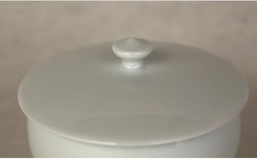 現代の名工 矢鋪與左衛門作【白磁煎茶碗 蓋付き】有田焼 A6