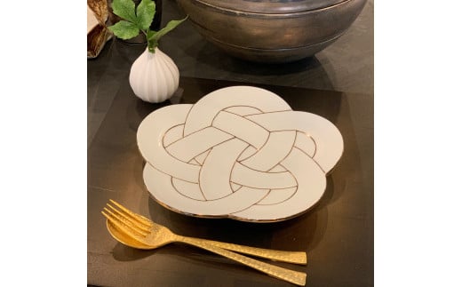 有田焼 金線梅むすび皿 2枚セット【丸兄商社】食器 器 うつ