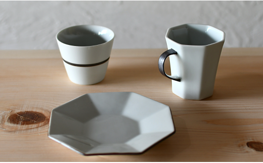 有田焼 白釉錆コーヒー碗皿&マルチカップ【ARITAYAKI-STORE】 