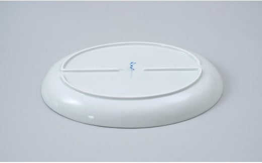 有田焼 染付曇立涌紋楕円皿【中山陶和堂】食器 うつわ 器 
