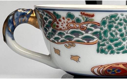 有田焼 ギャラリー花伝 金蘭手 花兎文 ( はなうさぎもん ) 