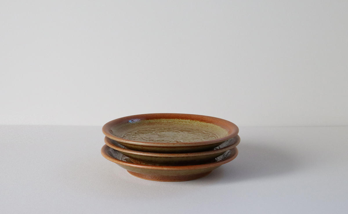 訳アリ！デッドストック フチサビプレート 1枚 有田焼 SPECIA