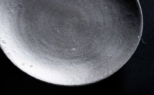 【煌めきの一枚が特別を演出】有田焼 麟 Lin 15.5cm 小皿 2枚