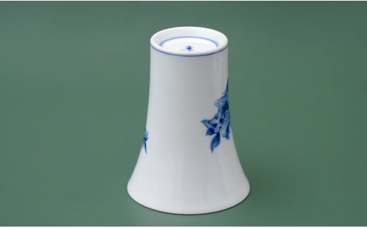 有田焼 染付 野の花カップ  職人舎 【伝統工芸士・株式会社