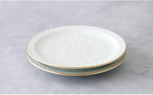 【アウトレット 訳アリ】有田焼 白マット縁金 17.7cm 皿 2枚 