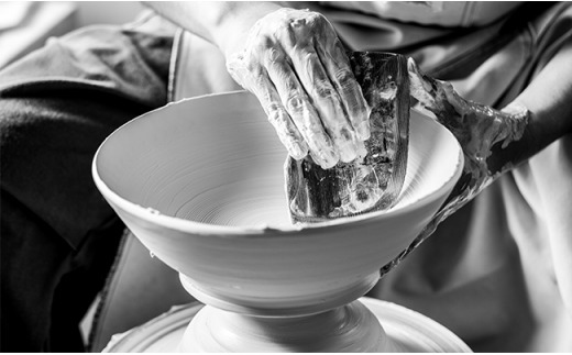 白磁釉滴ぐい呑  井上祐希作 (井上萬二窯) A40-34