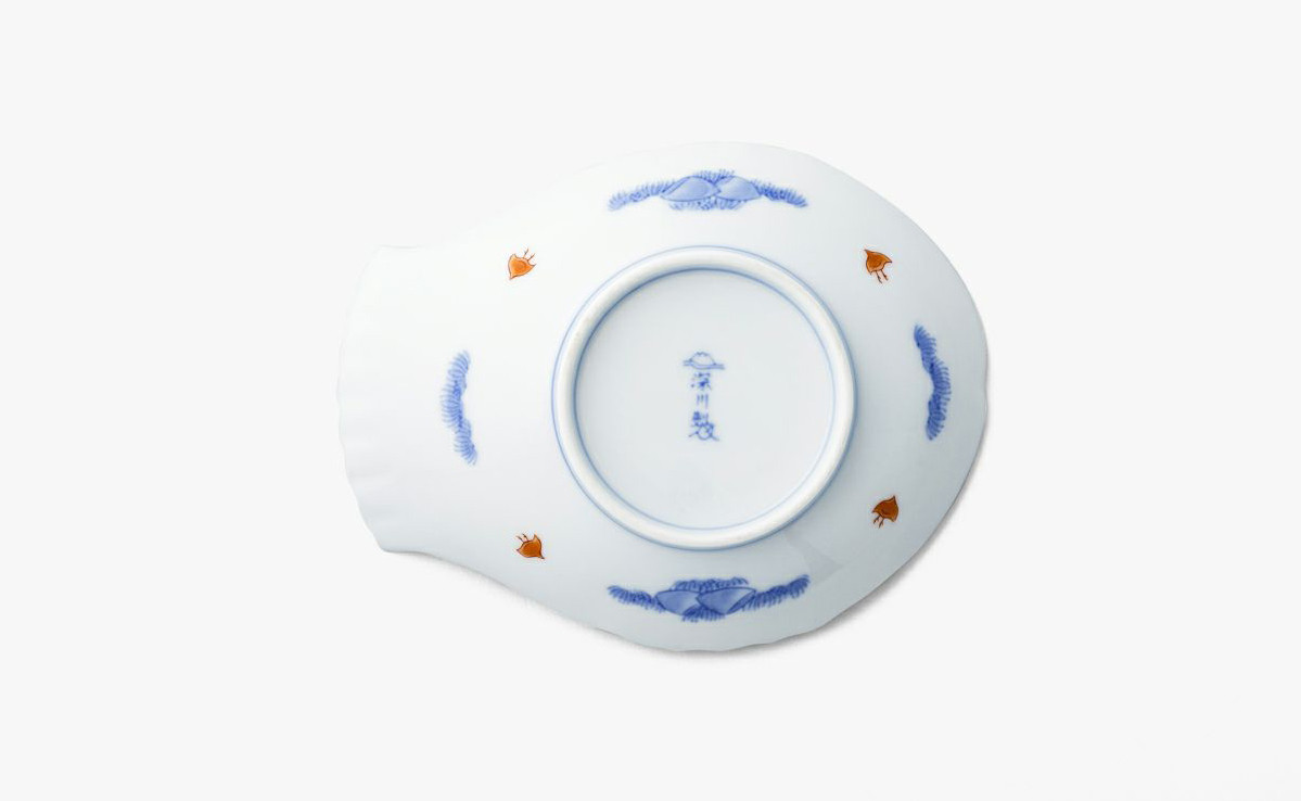 深川製磁 有田焼 染錦手波鶴紋 ペア魚型皿 めでたい 職人 繁栄 