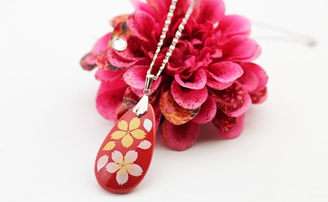 有田焼桜吹雪ペンダント（小・チェーン）有田焼アクセサ