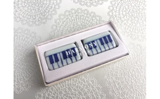 弾いてみたくなる♪ハーモニー鍵盤箸置(2個入り) しん窯・