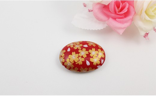 有田焼帯留め 赤金桜紋様 有田焼アクセサリー二宮閑山 A18-2