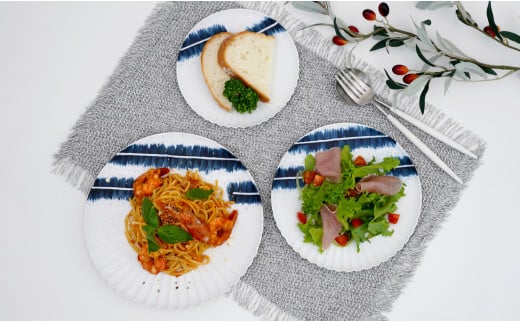 有田焼 呉須刷毛帯柄 片菊彫プレート 3枚セット 松尾陶器 A7